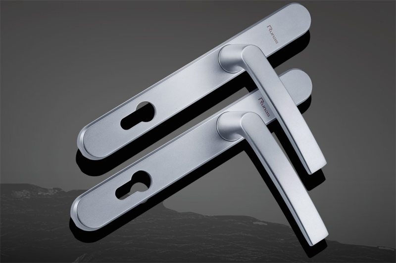 鋁合金門窗五金配件決定門窗壽命 